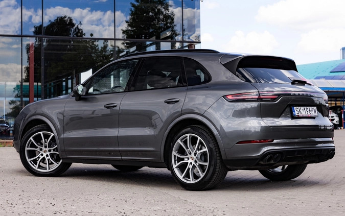 Porsche Cayenne cena 299900 przebieg: 91681, rok produkcji 2019 z Golczewo małe 781